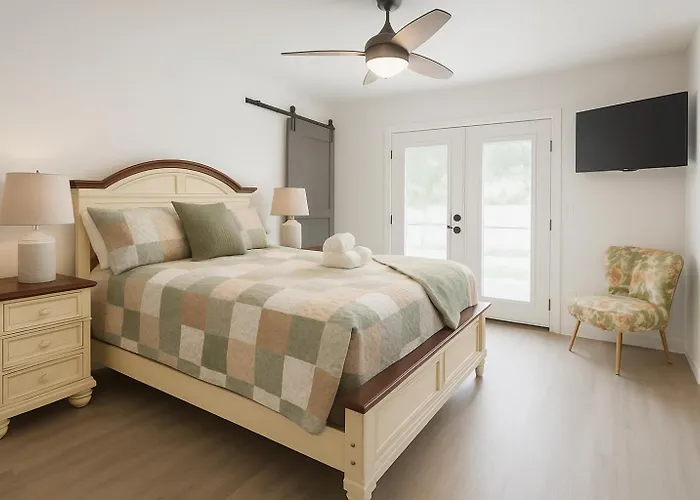 Apartment Near FSU&FAMU Quiet 2BR 2 Parking Spots Tallahassee