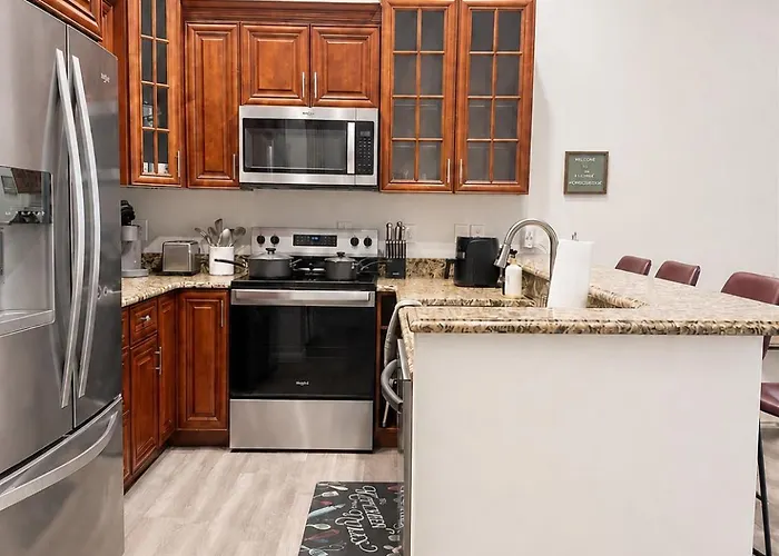 Near FSU&FAMU Quiet 2BR 2 Parking Spots Apartment Tallahassee