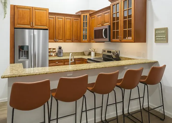 Near FSU&FAMU Quiet 2BR 2 Parking Spots Apartment *
